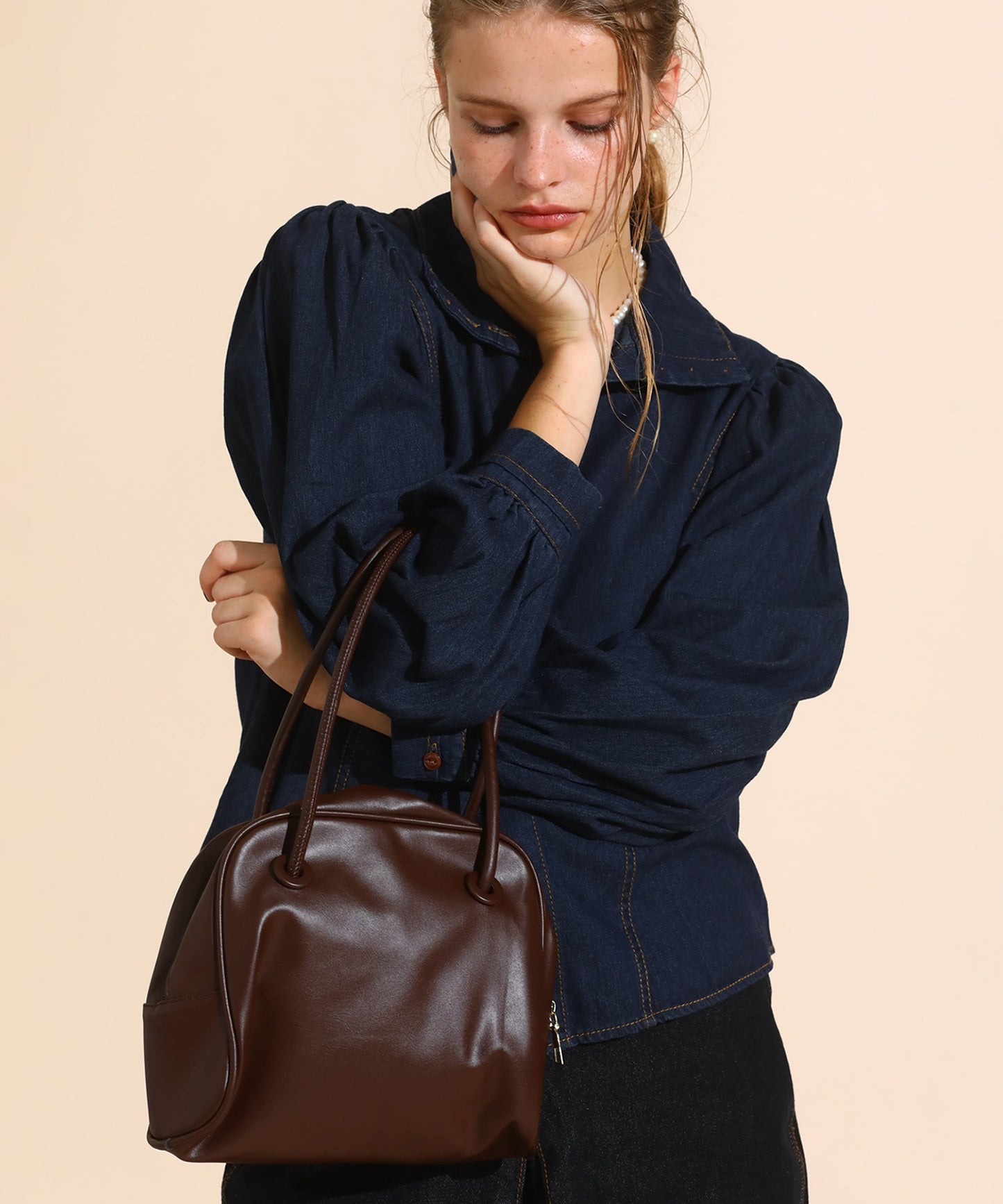 スクエアショルダーバッグ