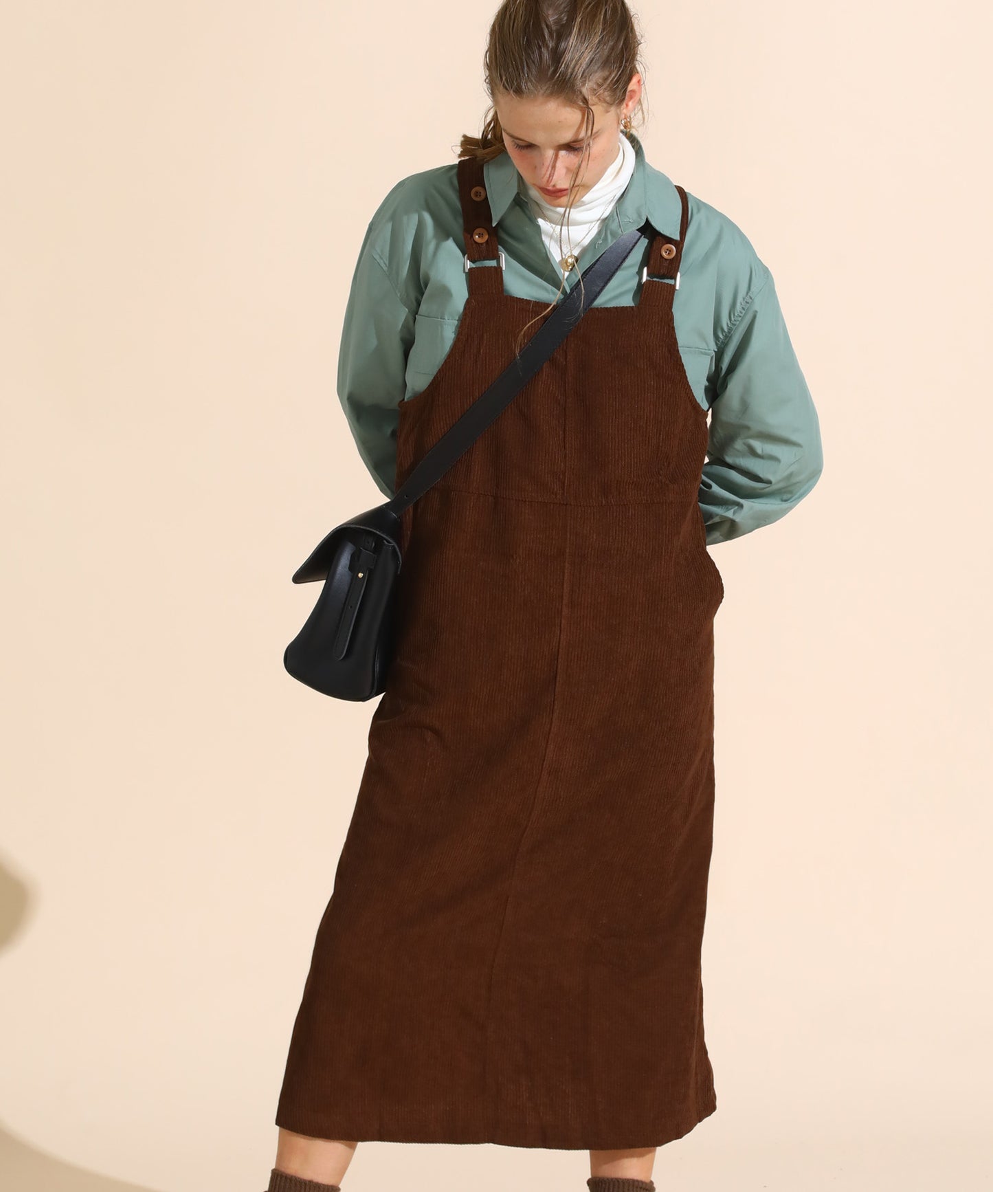 コーデュロイジャンパースカート