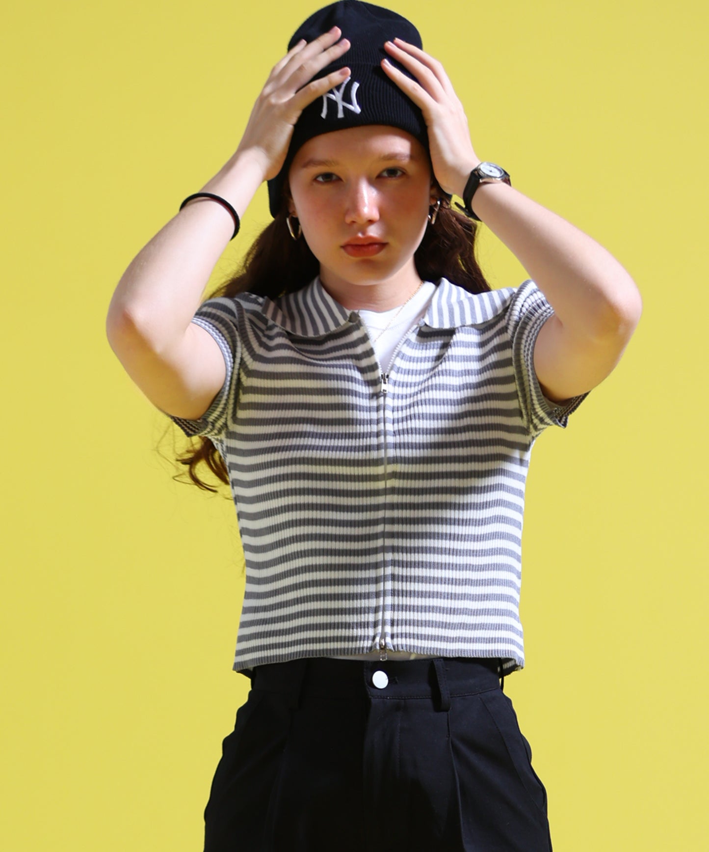 ジップアップボーダーサマーニット