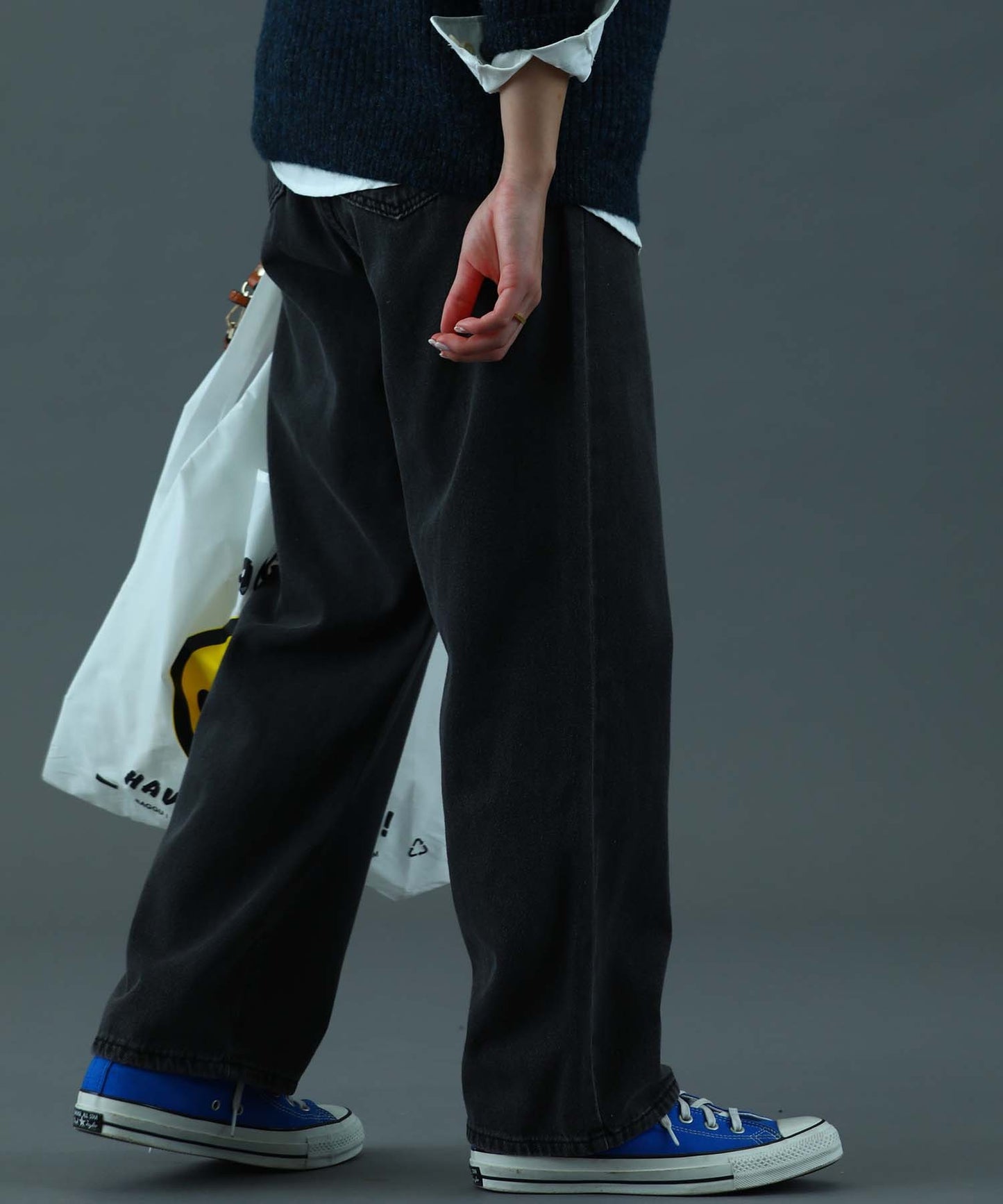 ウエストボタンルーズストレートデニムパンツ